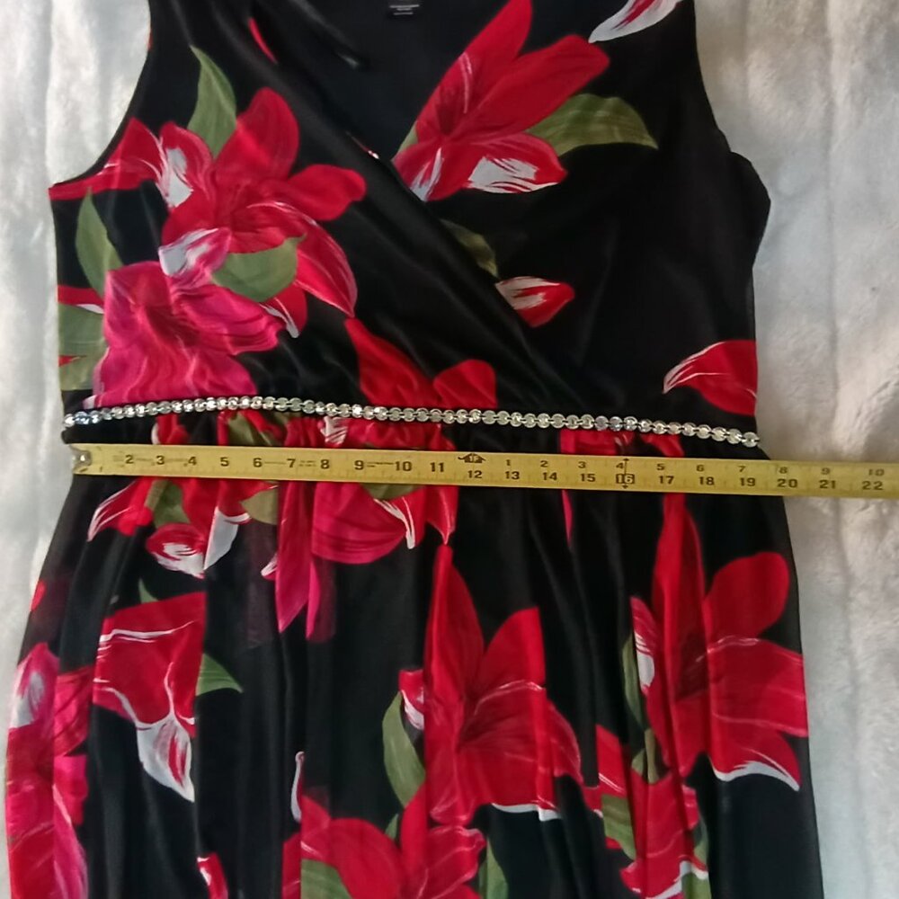 Alexa B Dress ☺️👗 - Picture 7 of 13